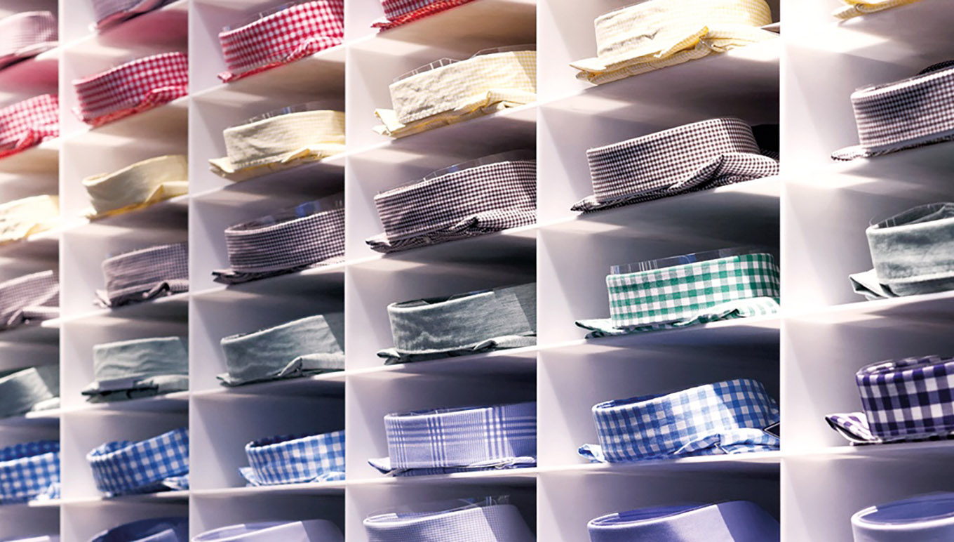https://images.aptean.com/apteanmarketimages/3NN9ShOVwXJUDrN8KJIYqp/card-apparel-stock.jpg