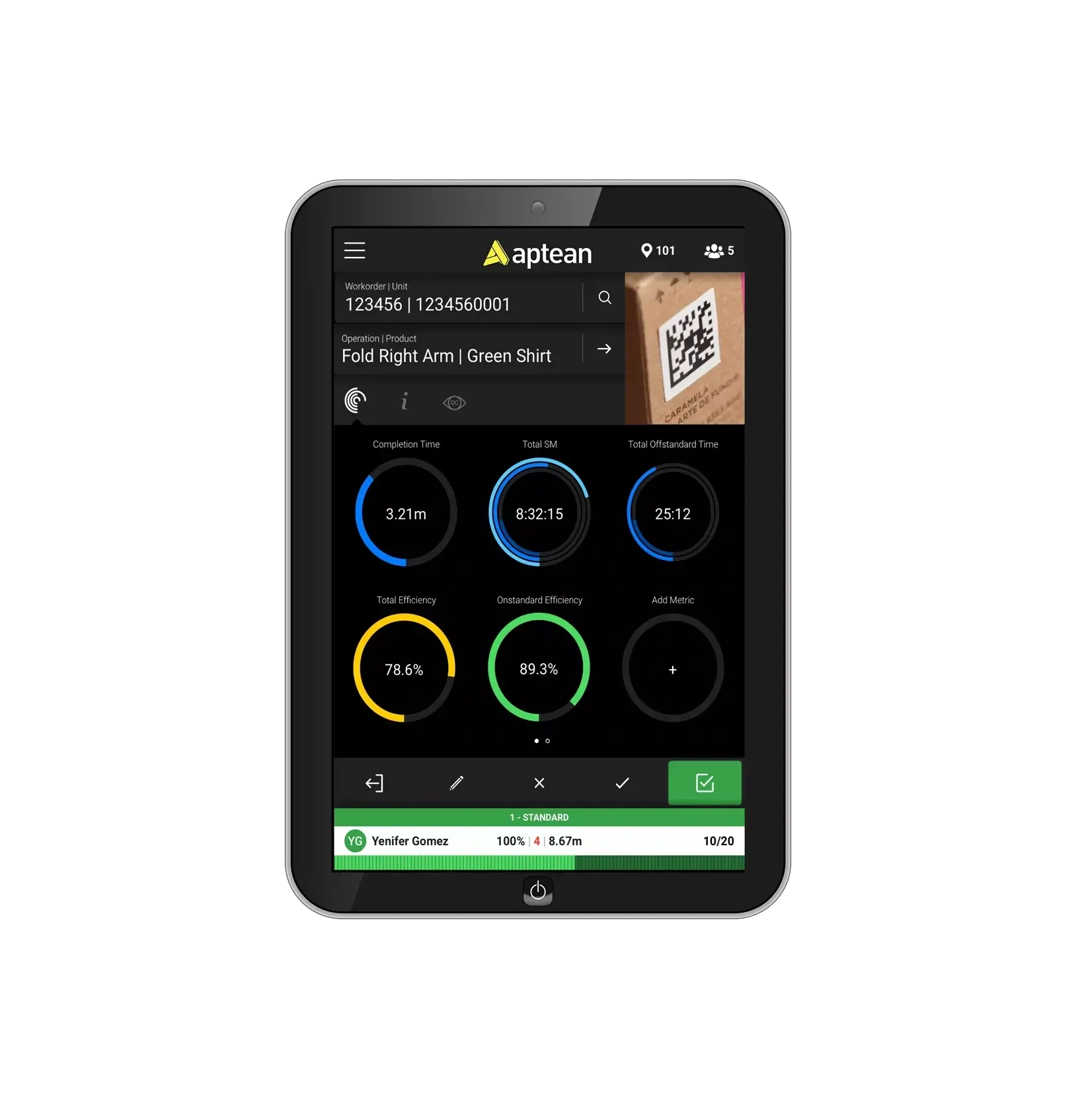 Een tablet met de interface van de Exenta Shop Floor Control software