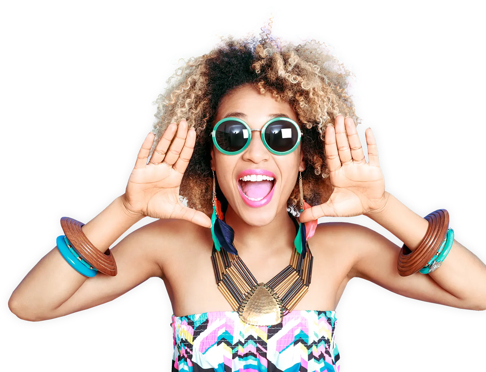 Fashionable woman facing forward and smiling